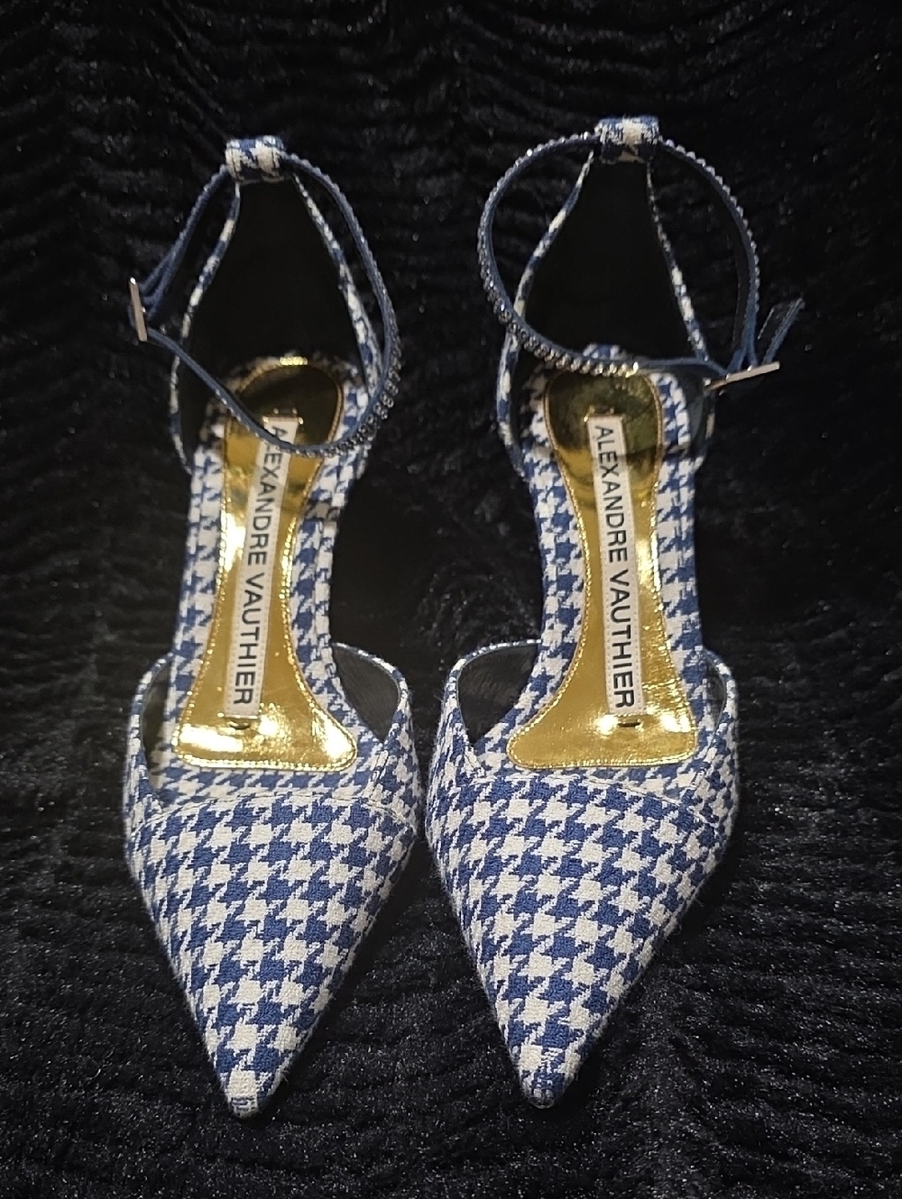 The shoes of Alexandre Vauthier stand out for their haute couture design.